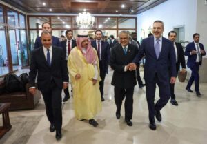 Iran Warns US Against Ground Operations; Islamabad Hosts Regional Talks on West Asia — CLAT 2027 GK