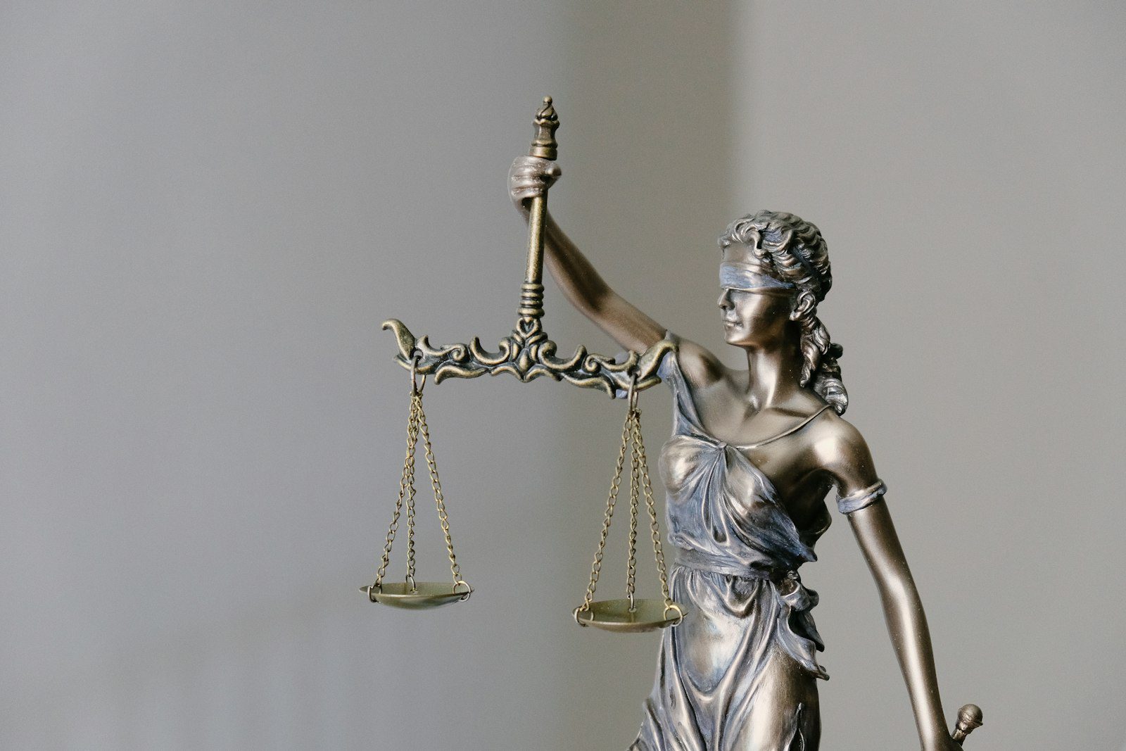 CLAT 2027 reform roadmap with globe, law books and gavel