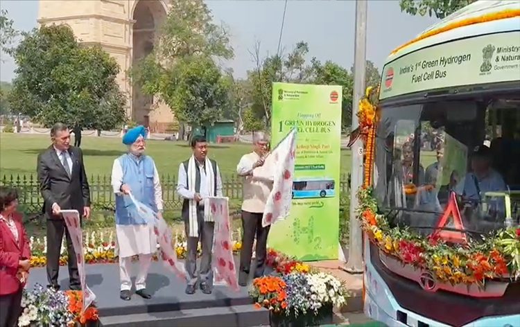 India first green hydrogen fuel cell bus Central Vista