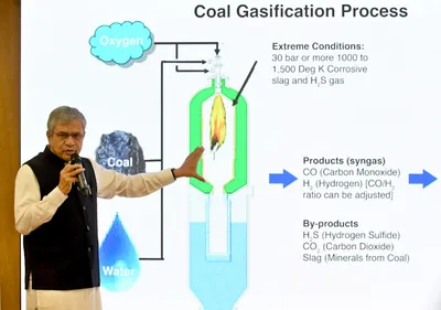 Government minister briefing media on Cabinet decision on coal gasification
