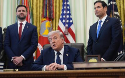 US president and senior officials in the Oval Office during Iran nuclear talks