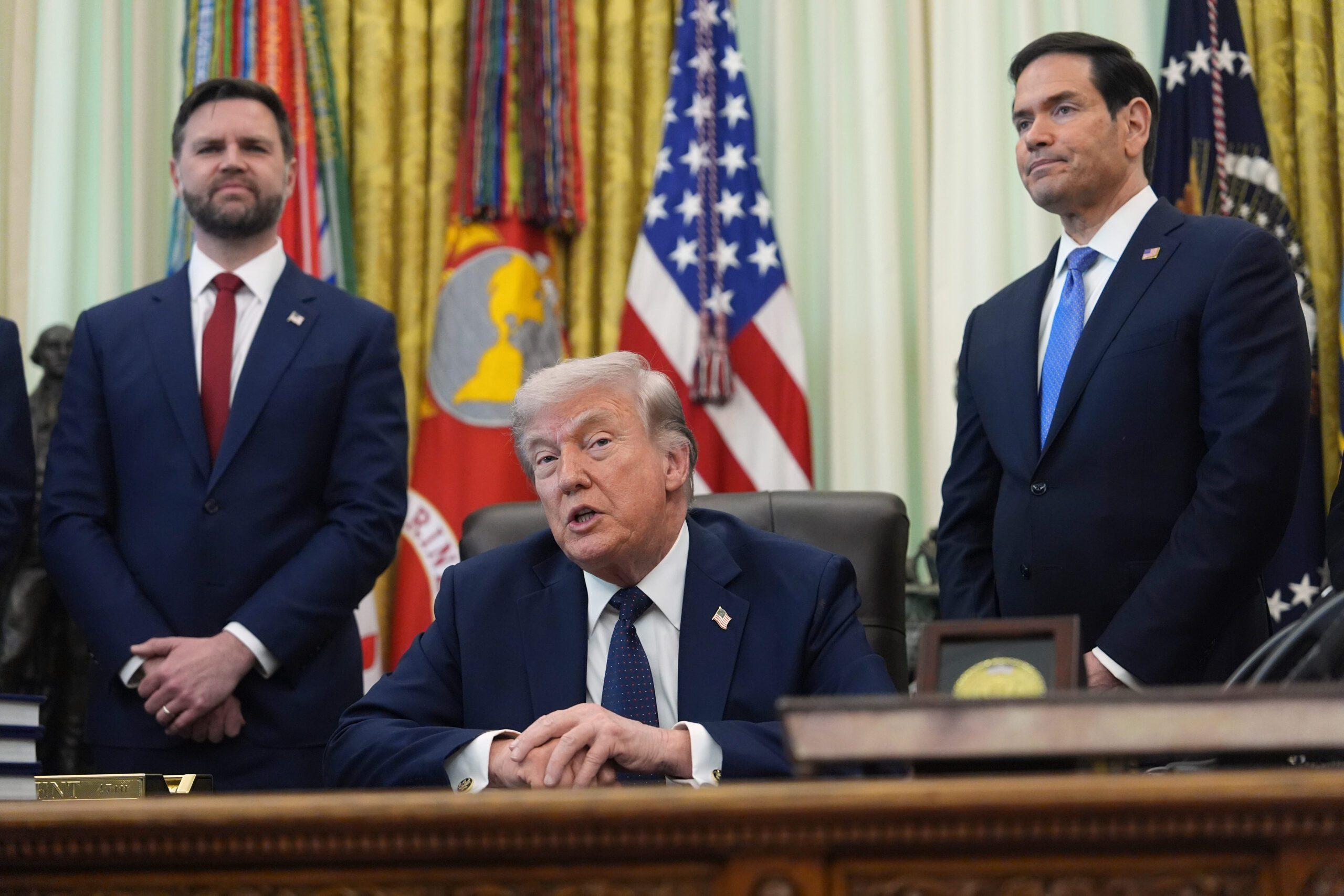 US president and senior officials in the Oval Office during Iran nuclear talks