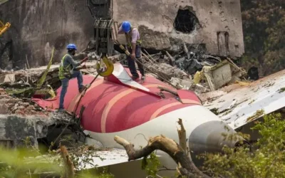 Commercial Boeing aircraft and aviation safety investigation