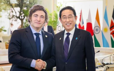 World leaders gathered at a G7 summit family photograph