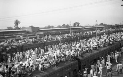 Crowds of Indian refugees on packed trains during the 1947 partition of India and Pakistan