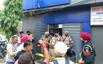 Punjab Police inspect grenade attack site at hospital in Kalanaur Gurdaspur