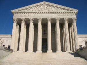 US Supreme Court Strikes Down Birthright-Citizenship Order