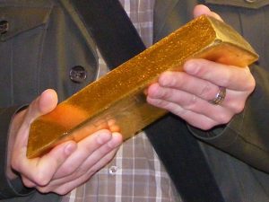 Gold Slide Drags Forex Reserves to 15-Month Low