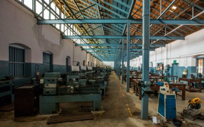 Rows of lathes and workbenches inside the machine-shop workshop of an Industrial Training Institute in India
