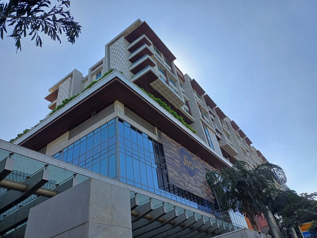 Jio IPO Full in 100 Minutes, Still Open: The SEBI 3-Day Rule | CLAT Explainer